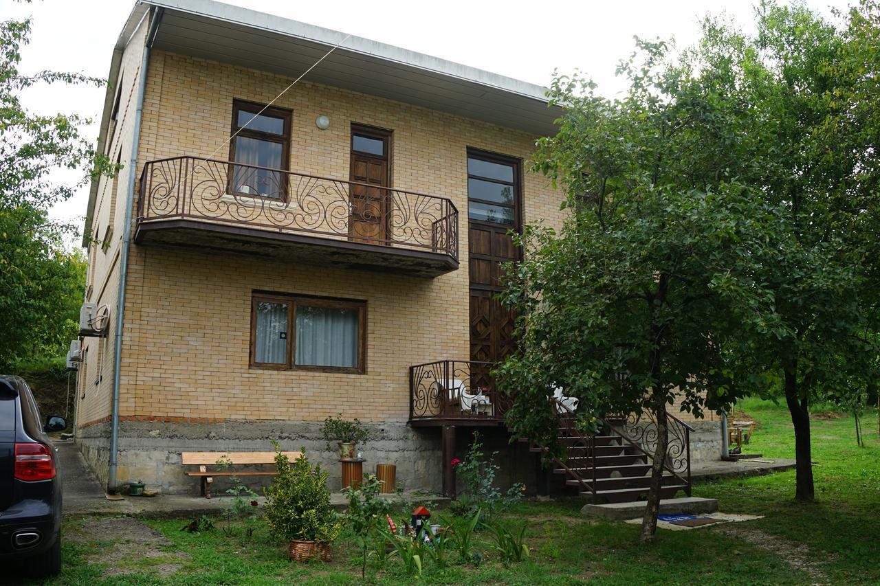 Hotel Art House Kutateli Tskhaltubo Esterno foto